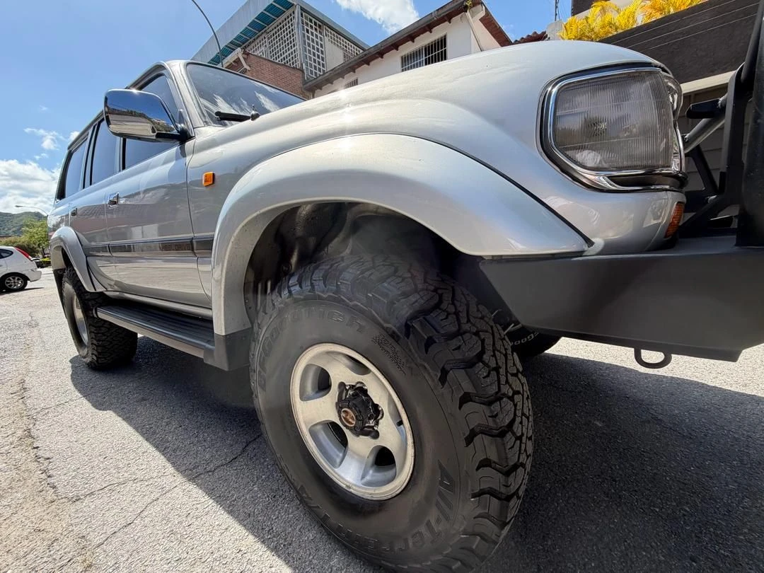 2007 Toyota Land Cruiser — photo 13