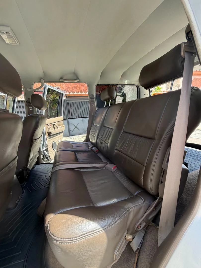 2007 Toyota Land Cruiser — photo 16