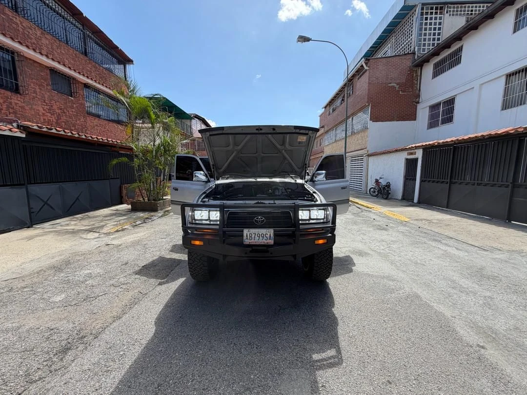2007 Toyota Land Cruiser — photo 55
