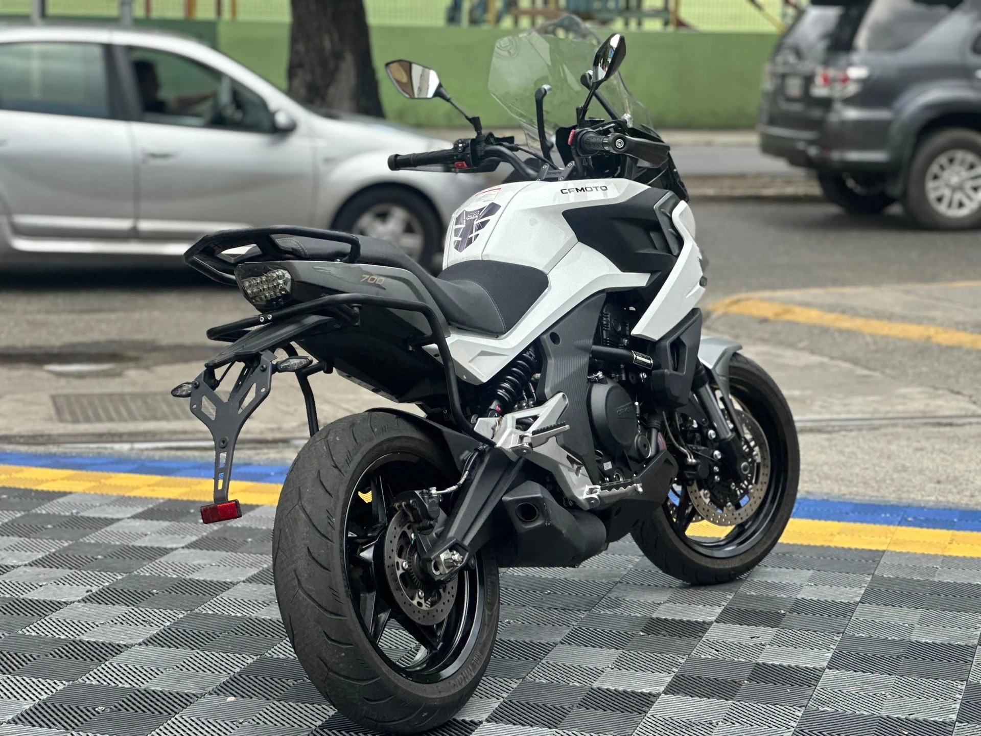 2025 CFMoto 700MT — photo 18