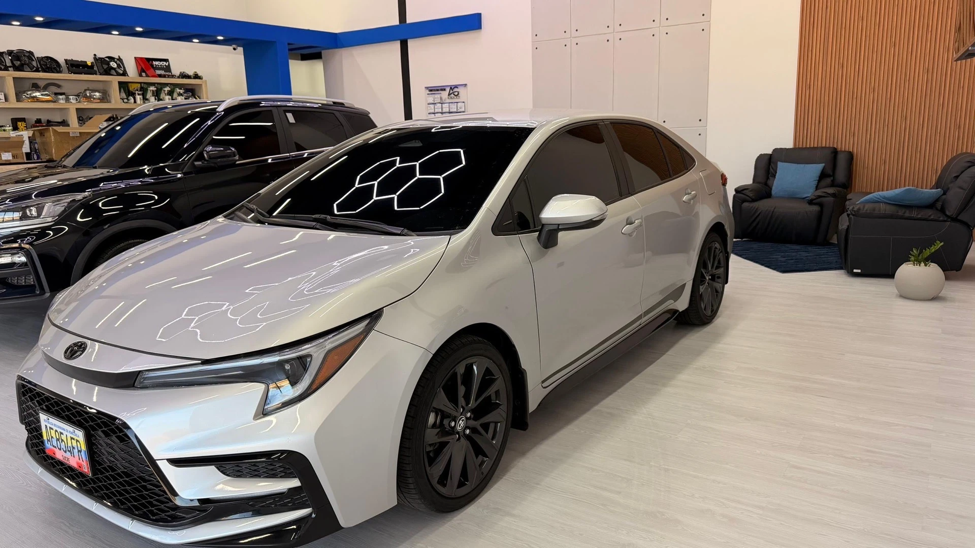 2025 Toyota Corolla SE — photo 3