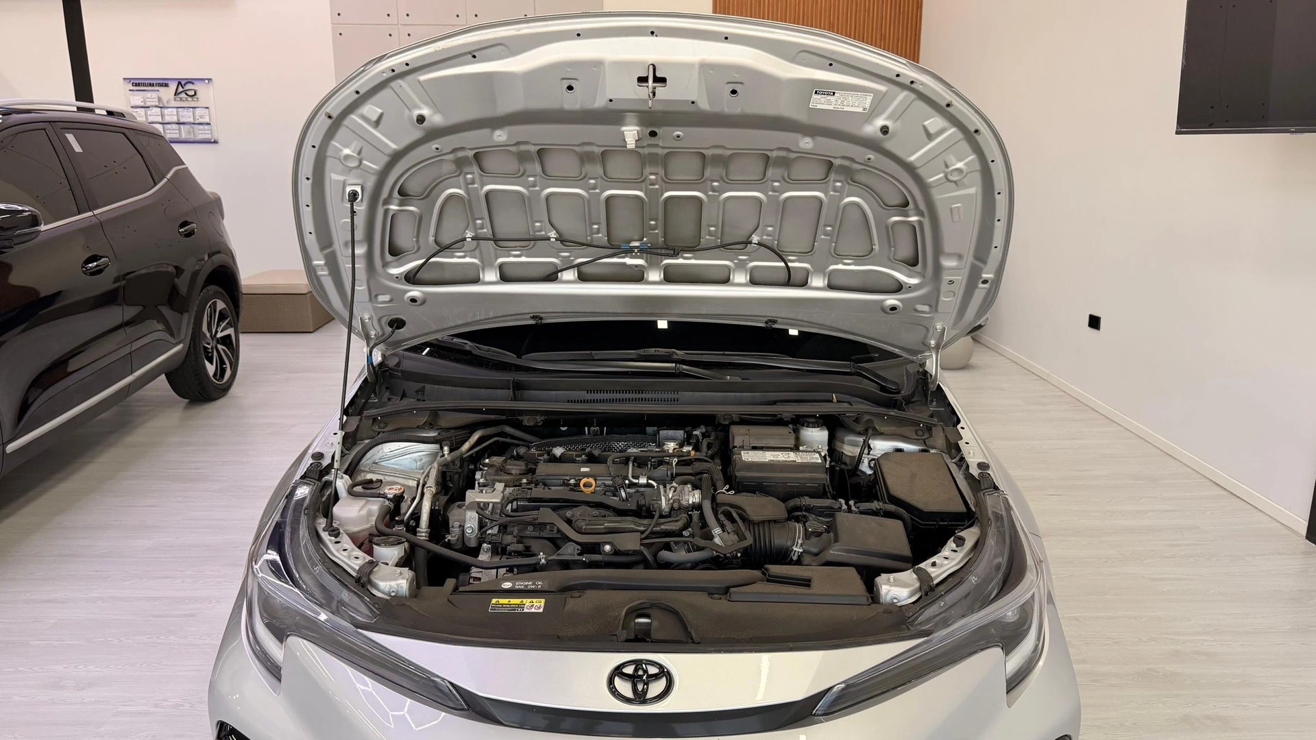 2025 Toyota Corolla SE — photo 6