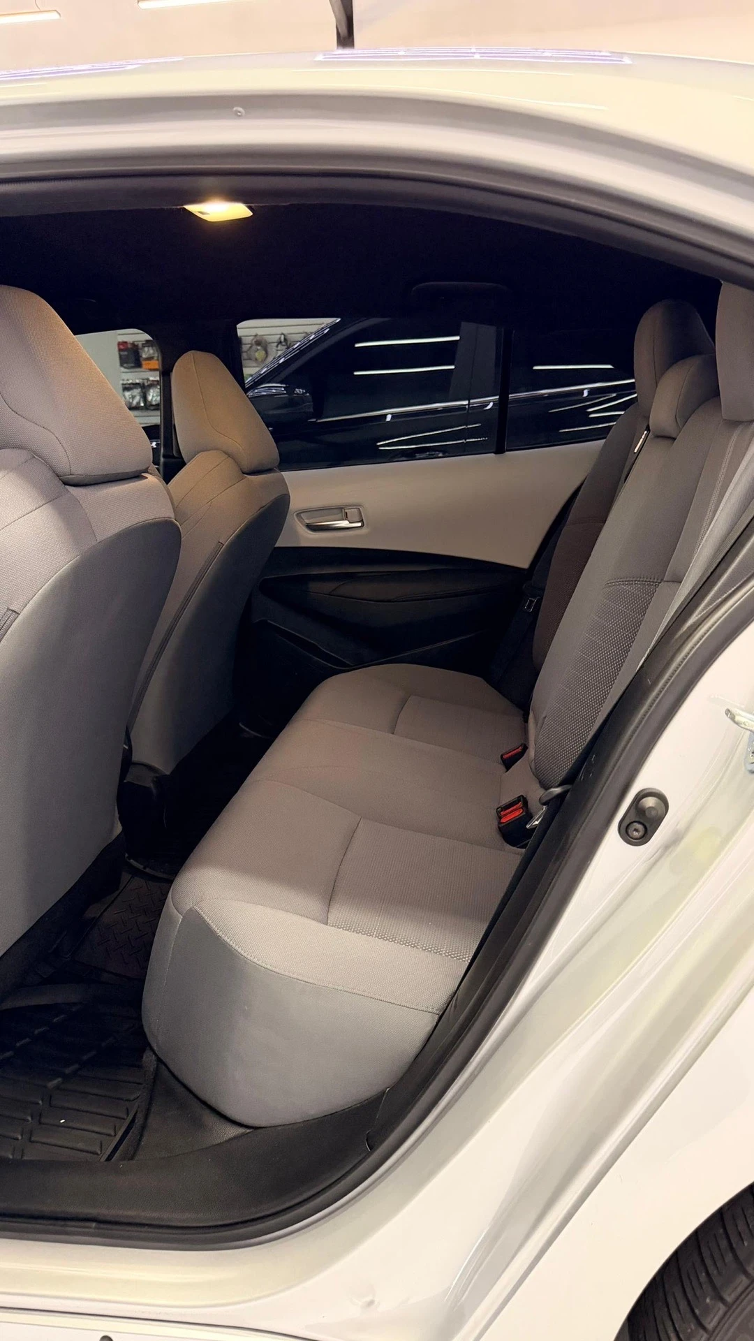 2025 Toyota Corolla SE — photo 5