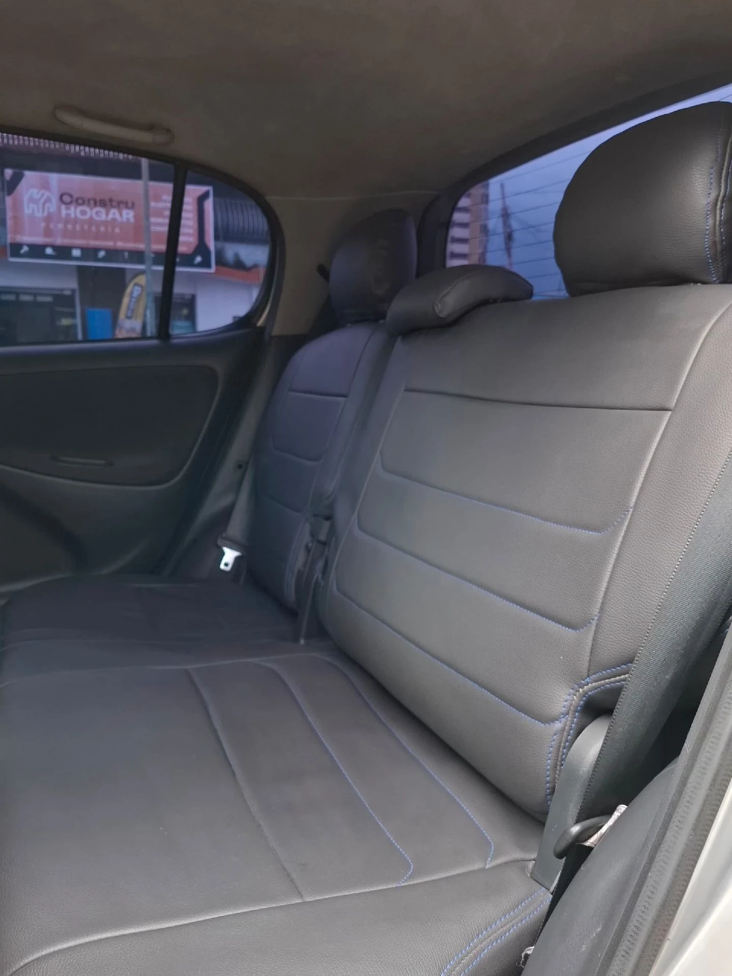 2002 Toyota Yaris Sol 1.3 — photo 16