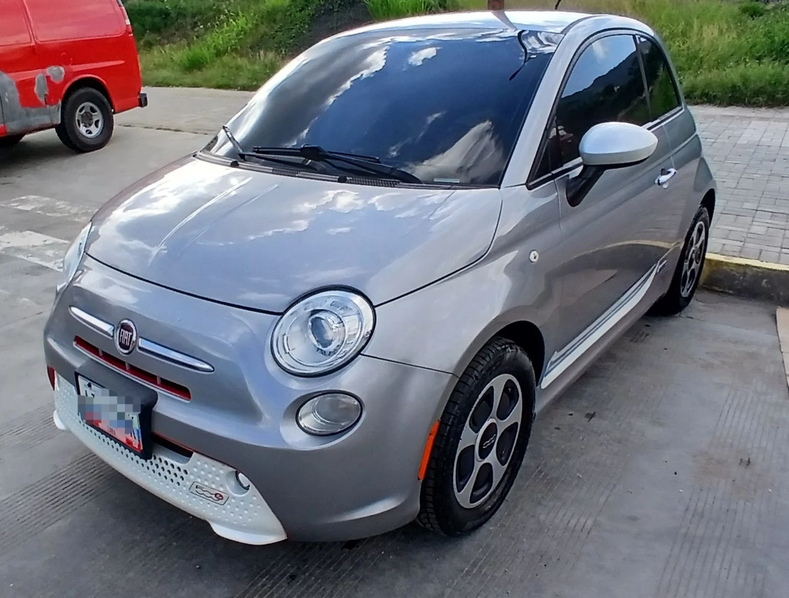 2017 Fiat 500e Sport — foto 9