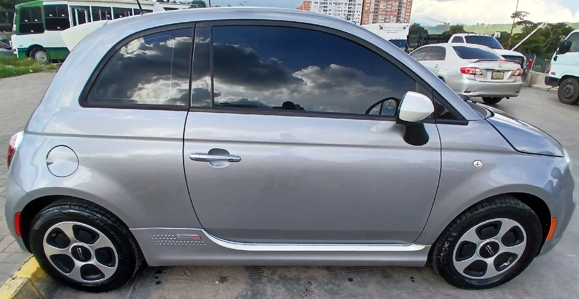 2017 Fiat 500e Sport — foto 12