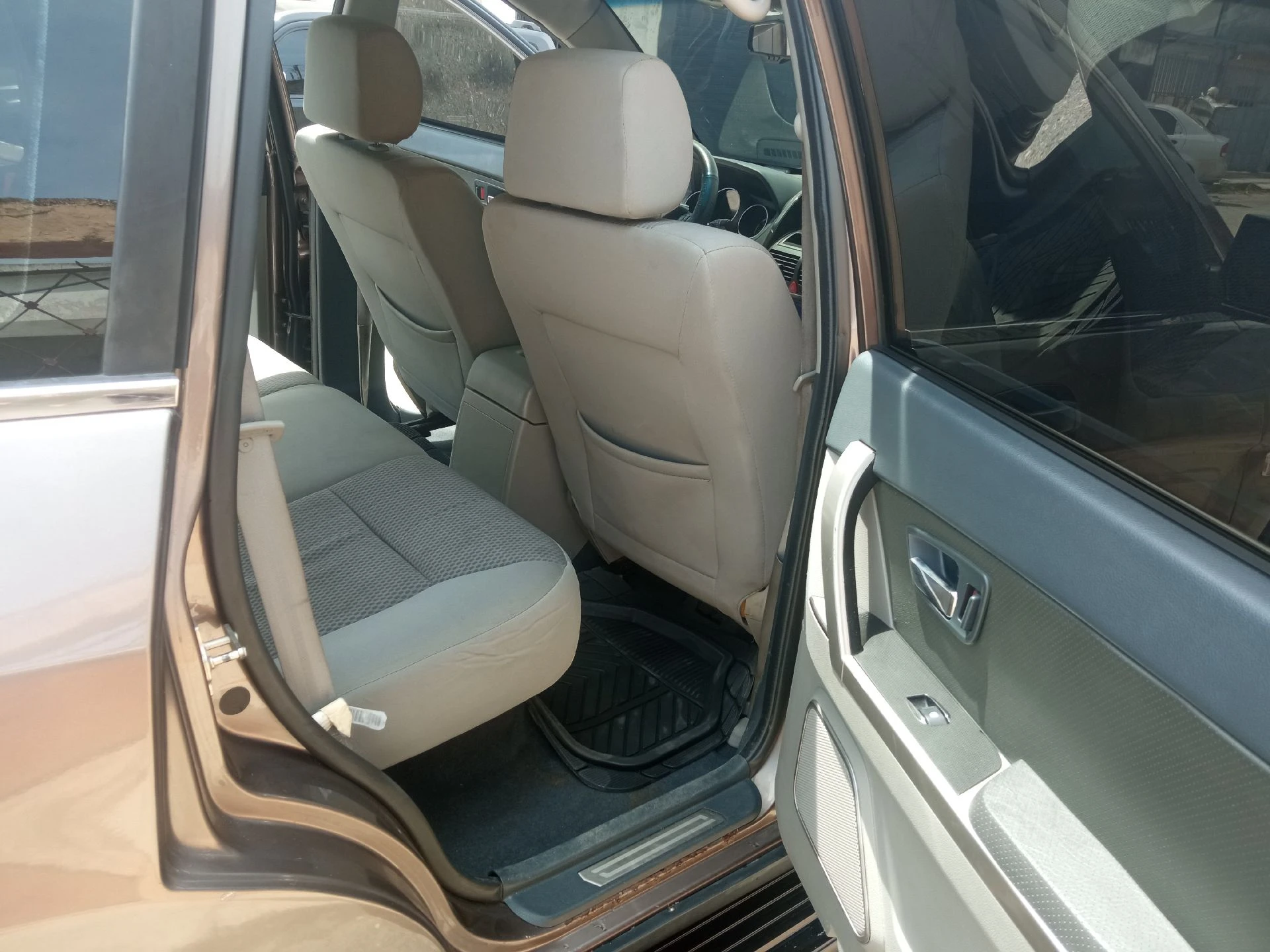 2015 Chery X5 — photo 10