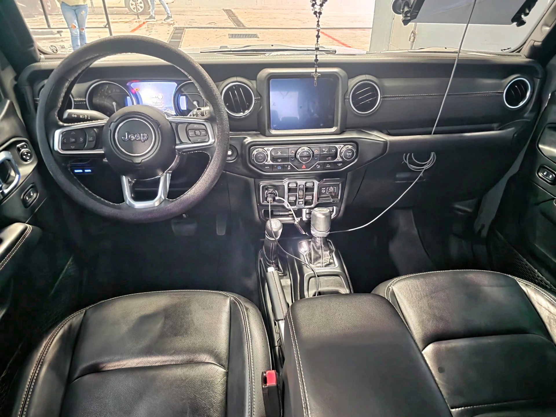 2022 Jeep Sahara — foto 5
