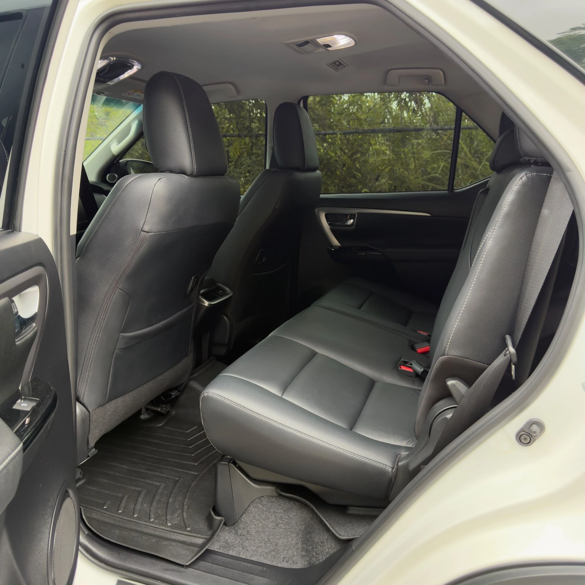 2025 Toyota Fortuner SW4 — foto 9