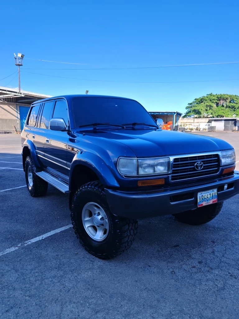 2004 Toyota Burbuja VX — photo 4