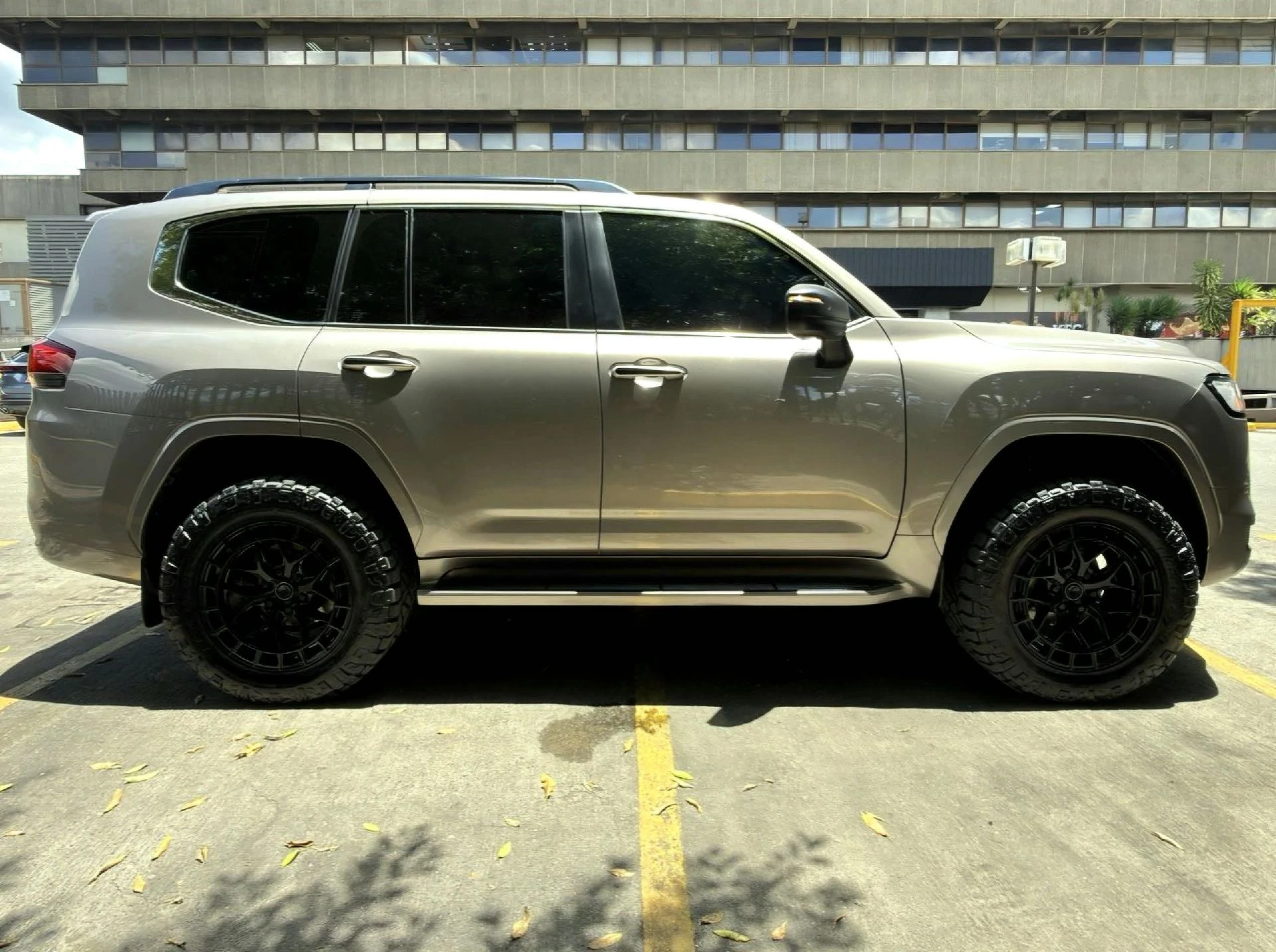 2023 Toyota Land Cruiser Vx — foto 7