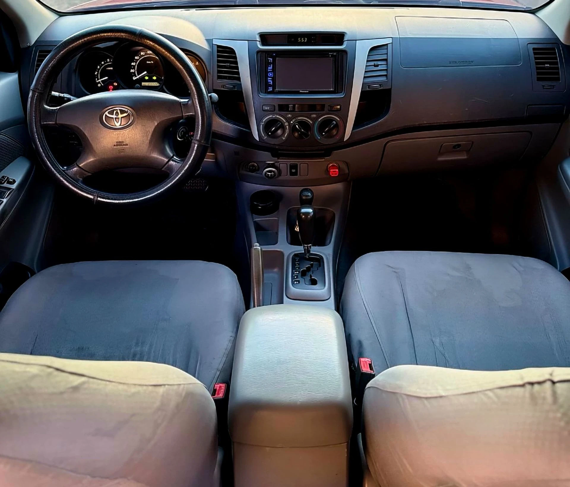 2007 Toyota Hilux 4.0 — foto 13