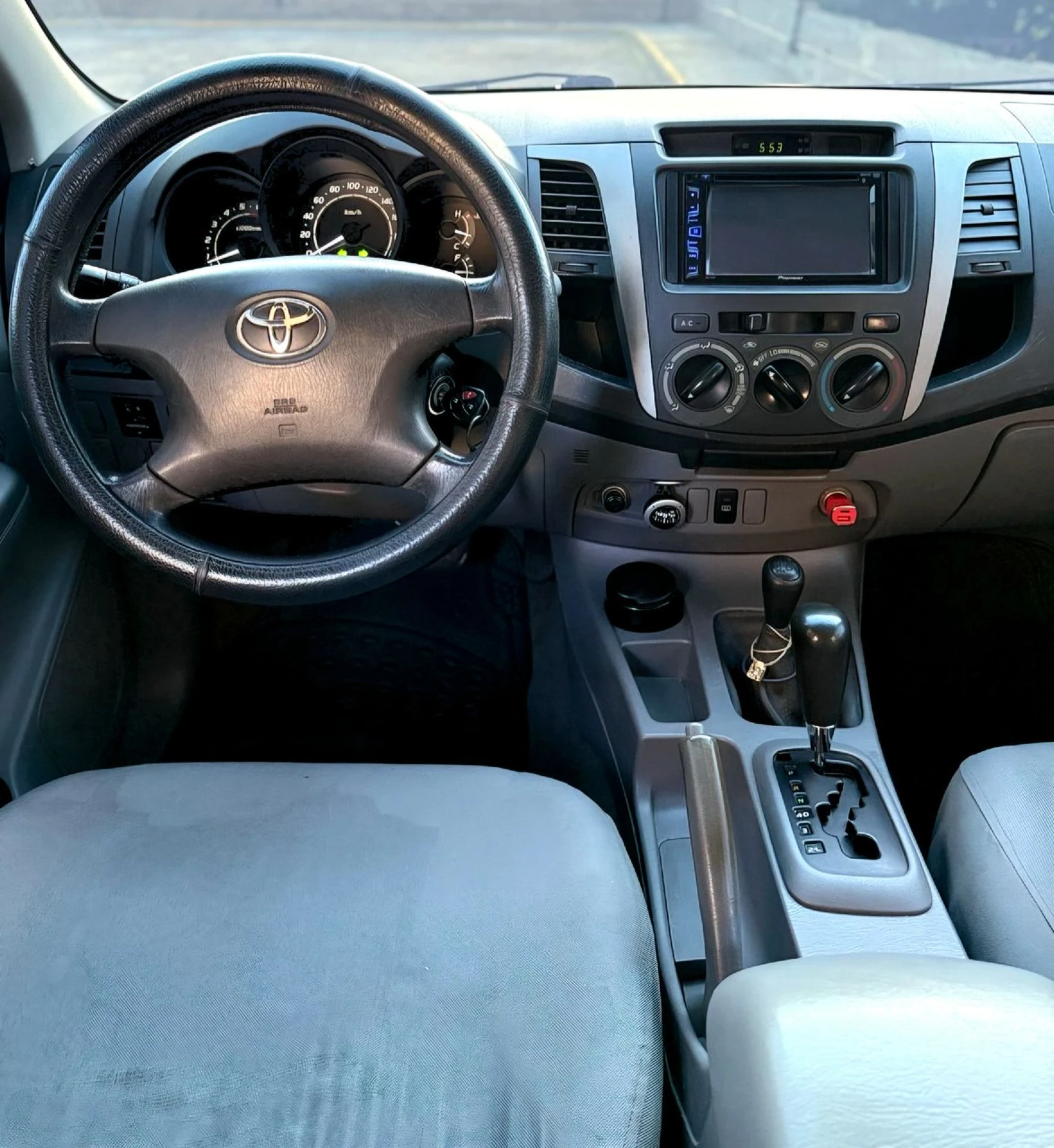 2007 Toyota Hilux 4.0 — foto 19