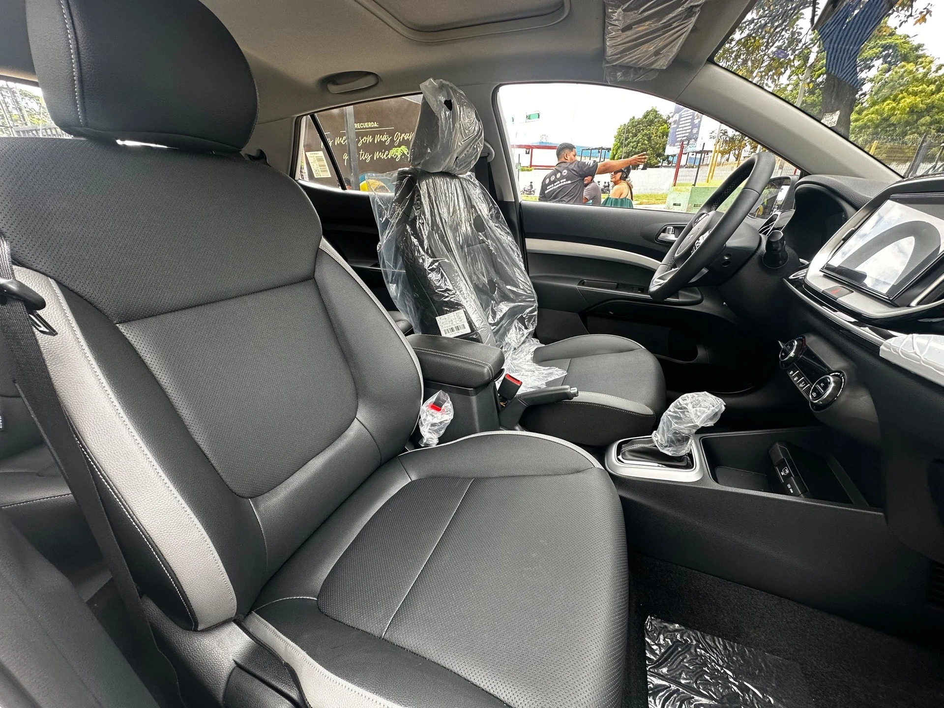 2026 Kia KX1 — foto 4