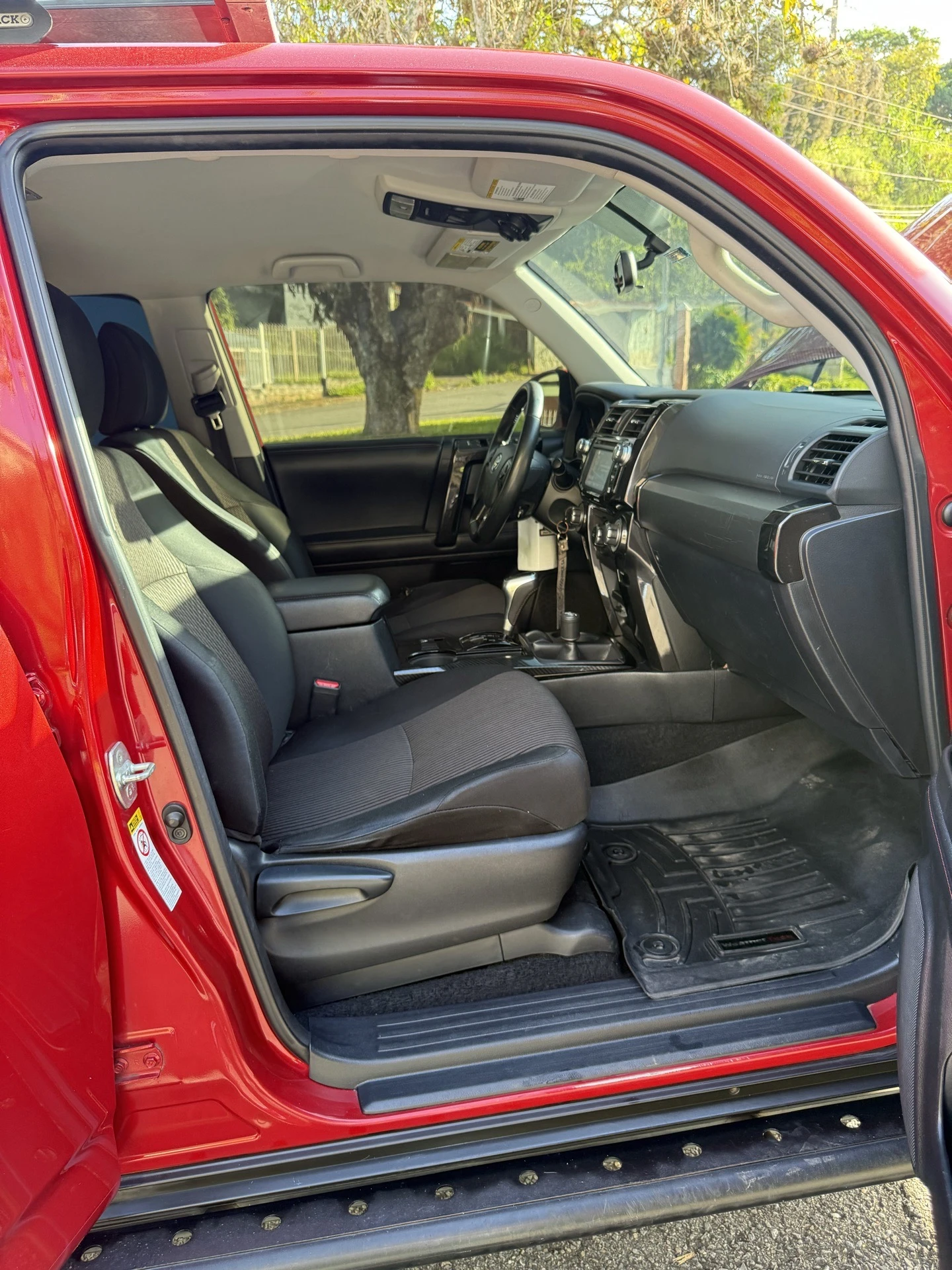 2017 Toyota 4Runner Trd off road — foto 11
