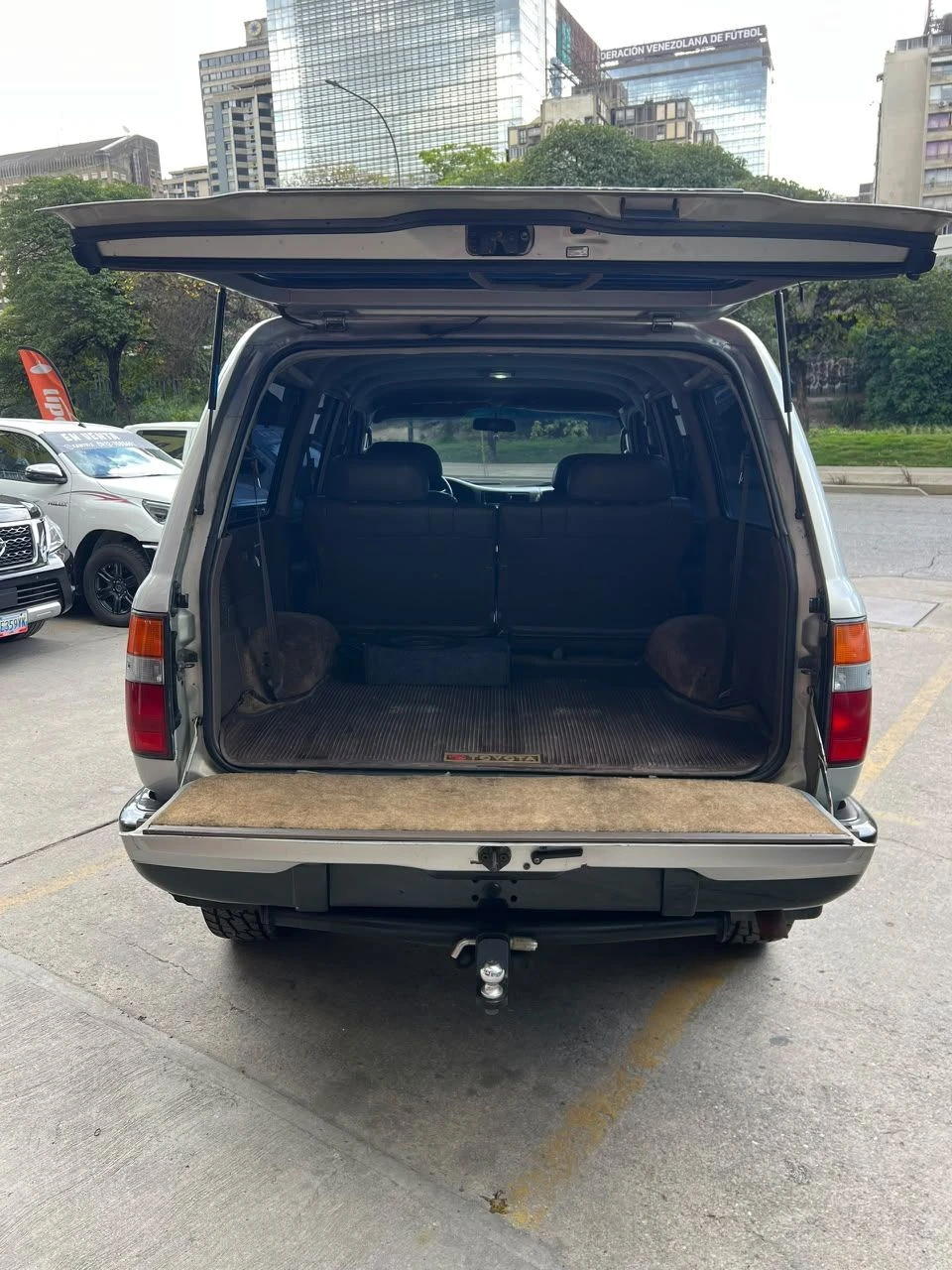 2004 Toyota Land Cruiser Autana — foto 4