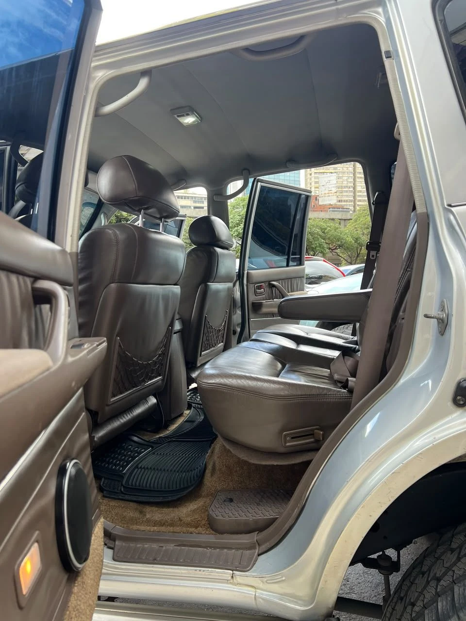 2004 Toyota Land Cruiser Autana — foto 6
