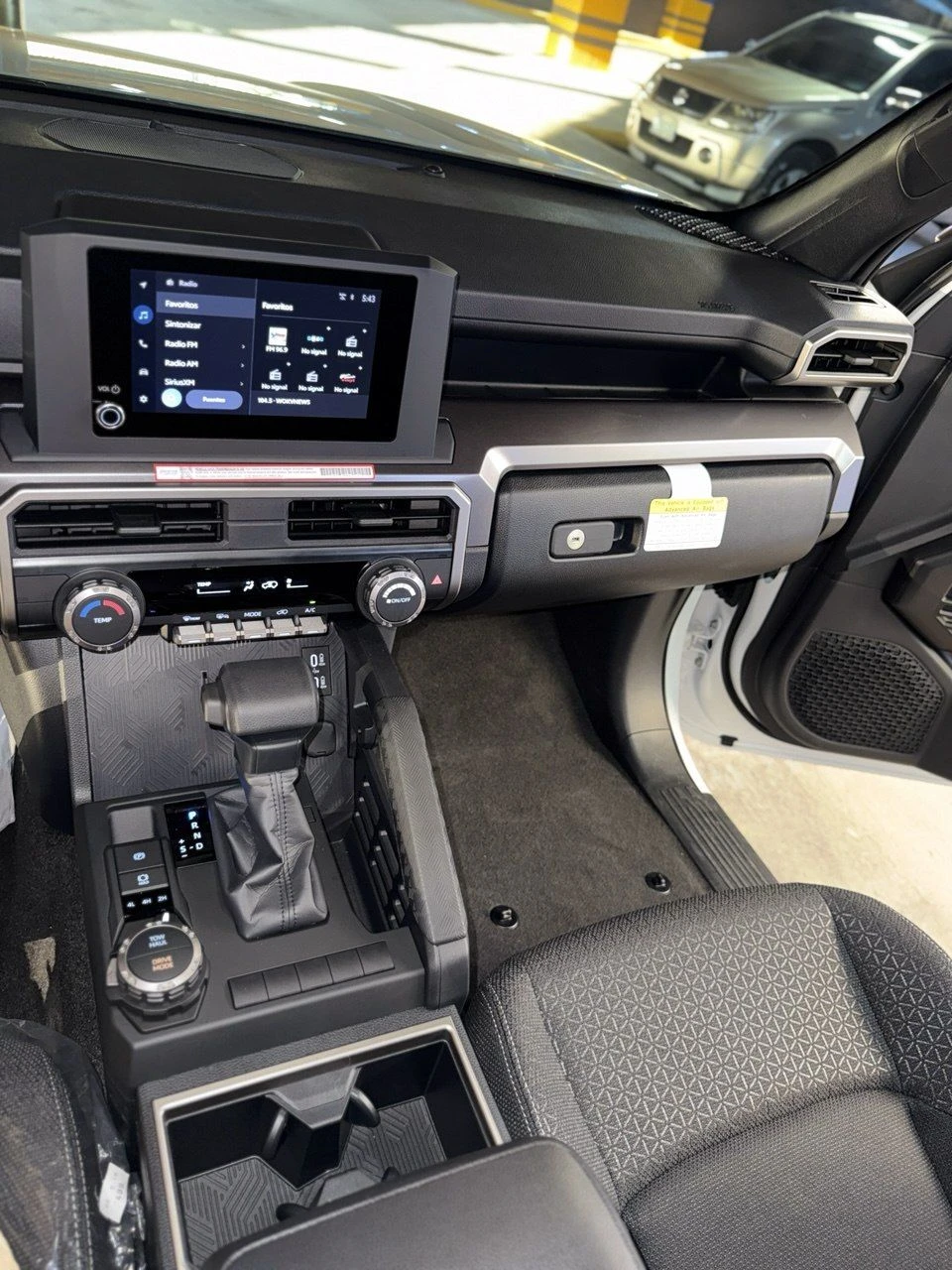 2026 Toyota 4Runner SR5 — foto 18