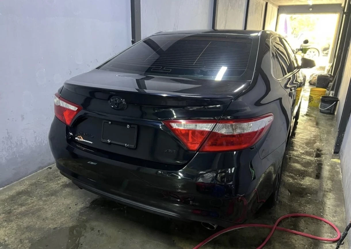 2016 Toyota Camry SE — foto 19