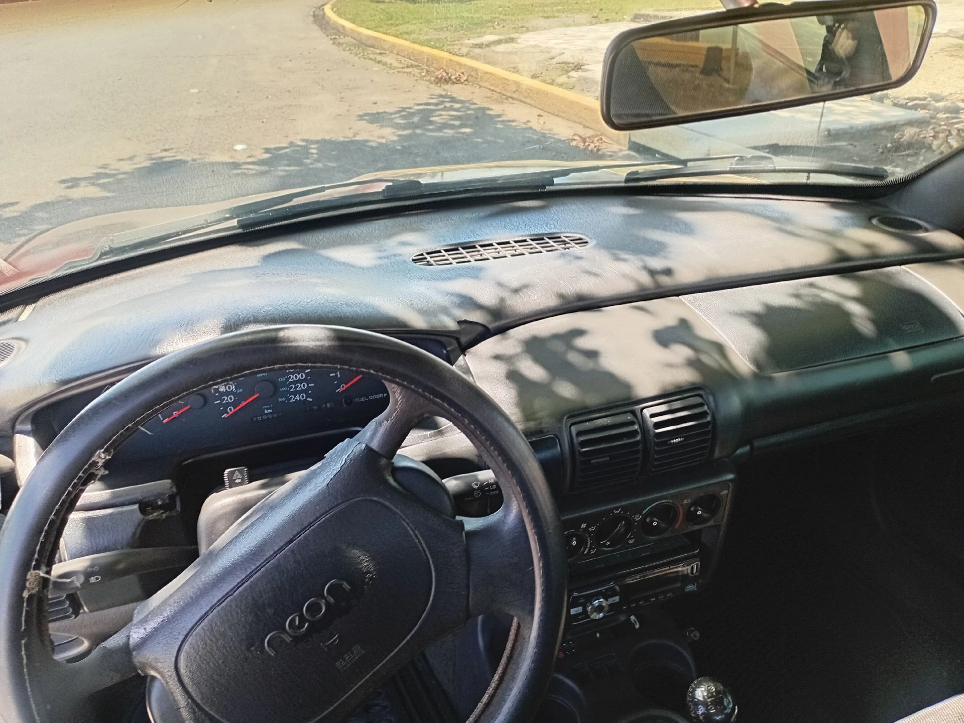 1998 Chrysler Neon LE — foto 6