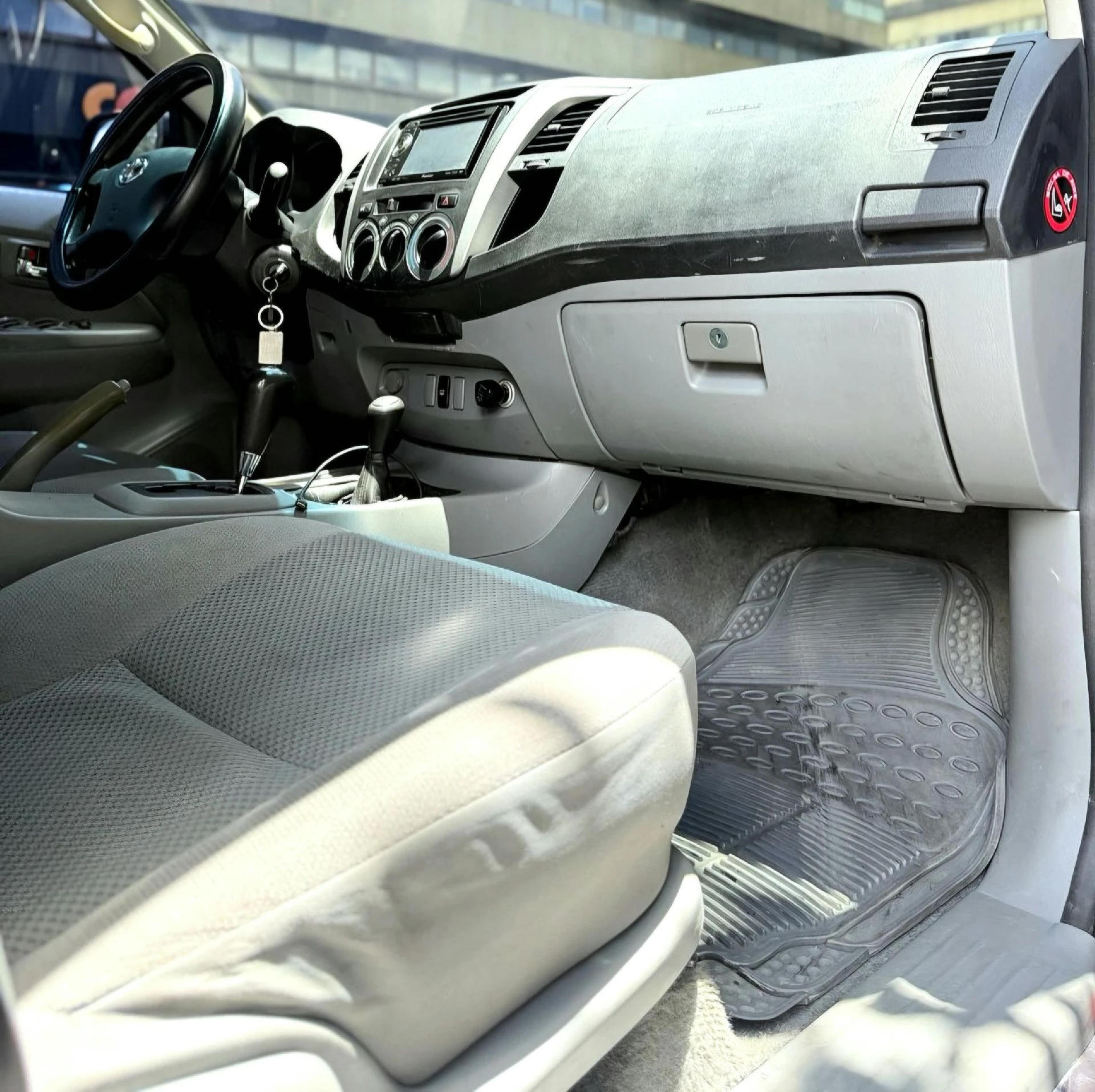 2009 Toyota Hilux 4.0 — foto 17