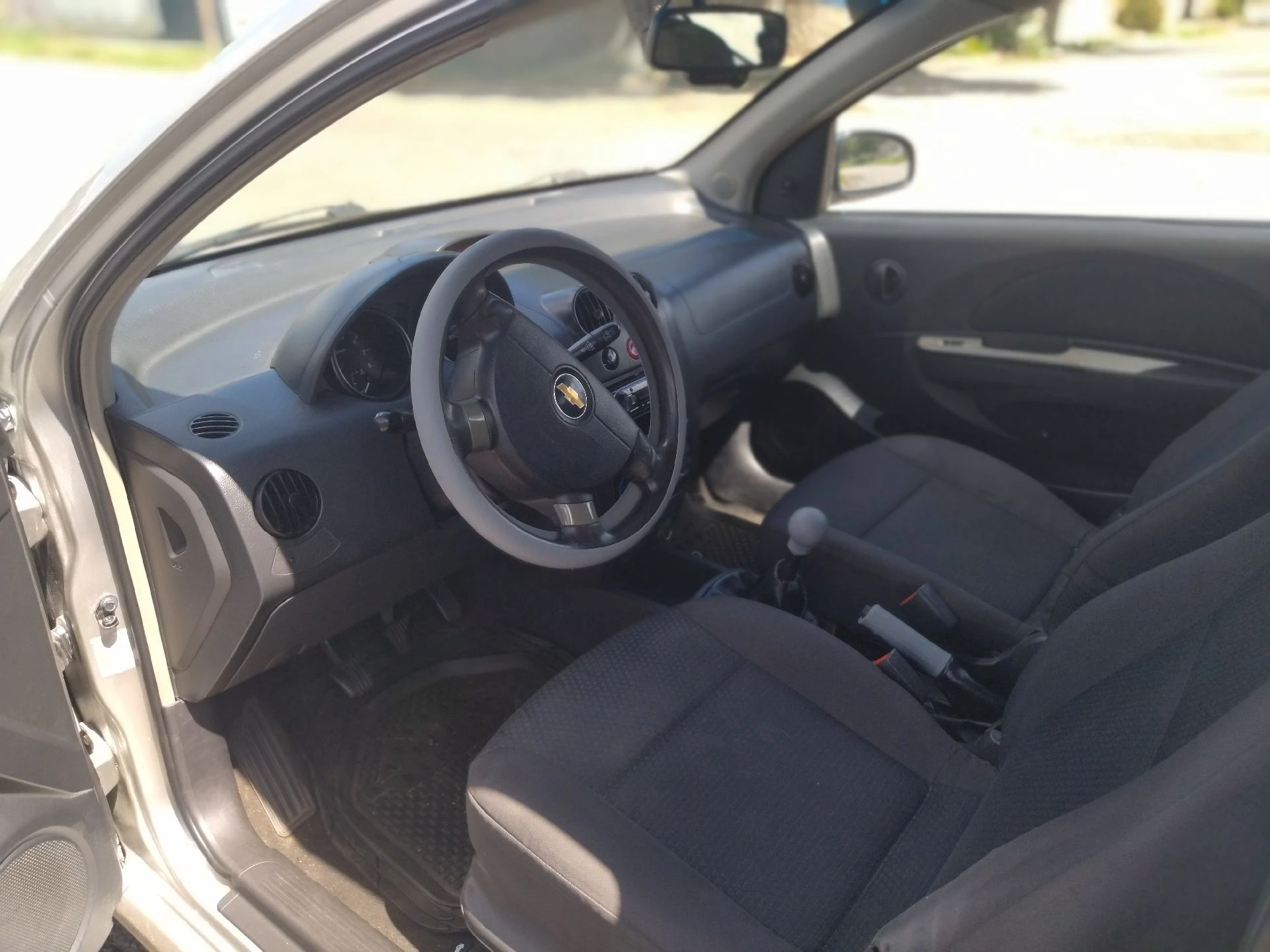 2010 Chevrolet Aveo 3 ptas sincrónico 2010 — foto 5