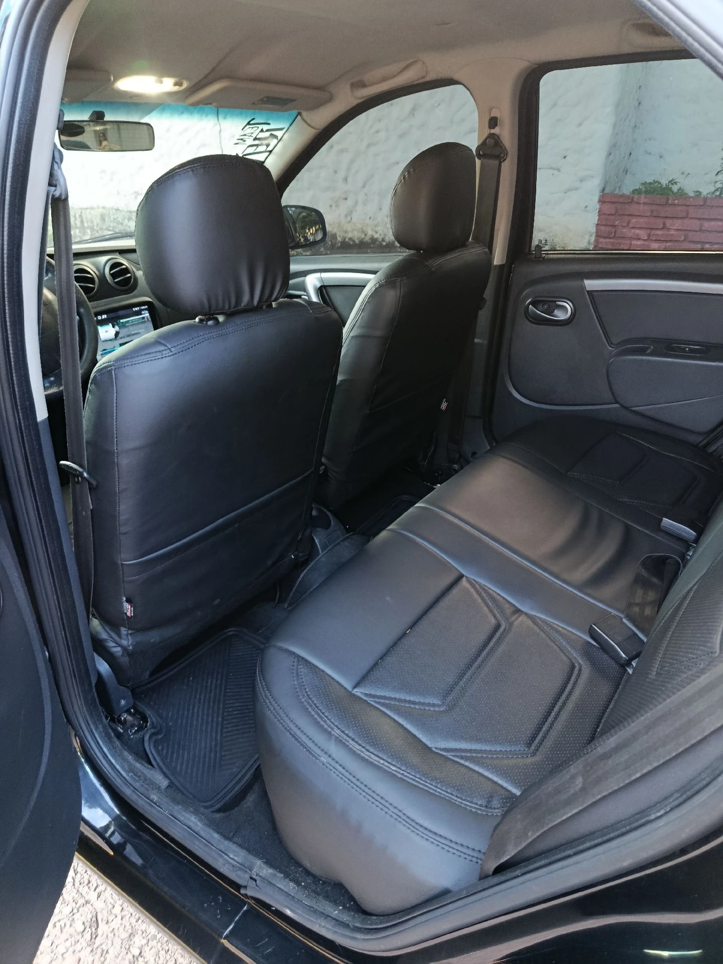 2013 Renault Logan L2 — foto 6