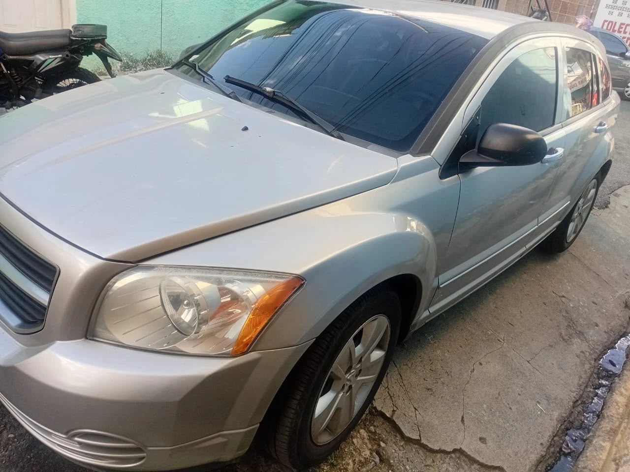 2007 Dodge Caliber LE — foto 2