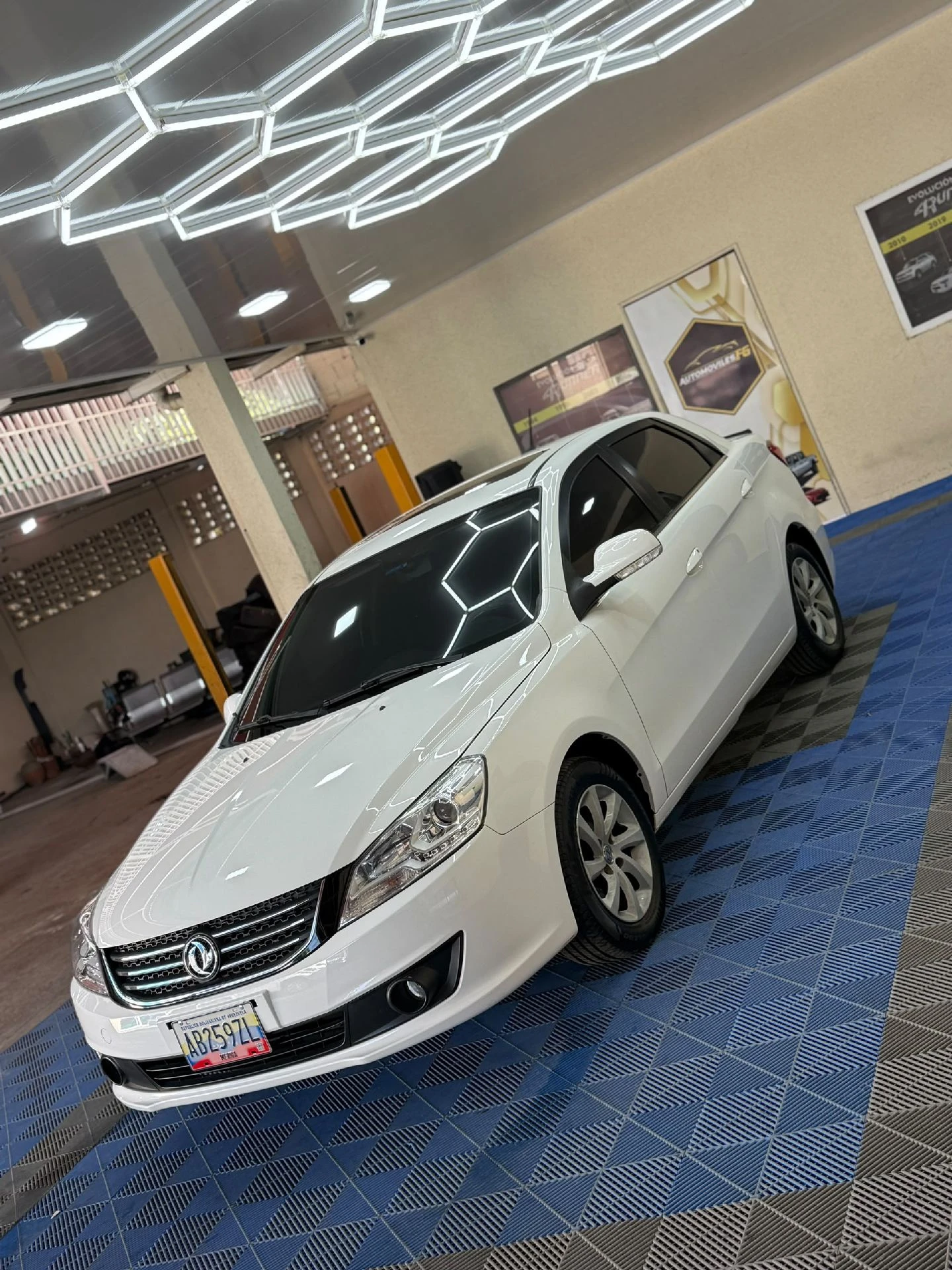 2022 Dongfeng S30 Noble AT — foto 8
