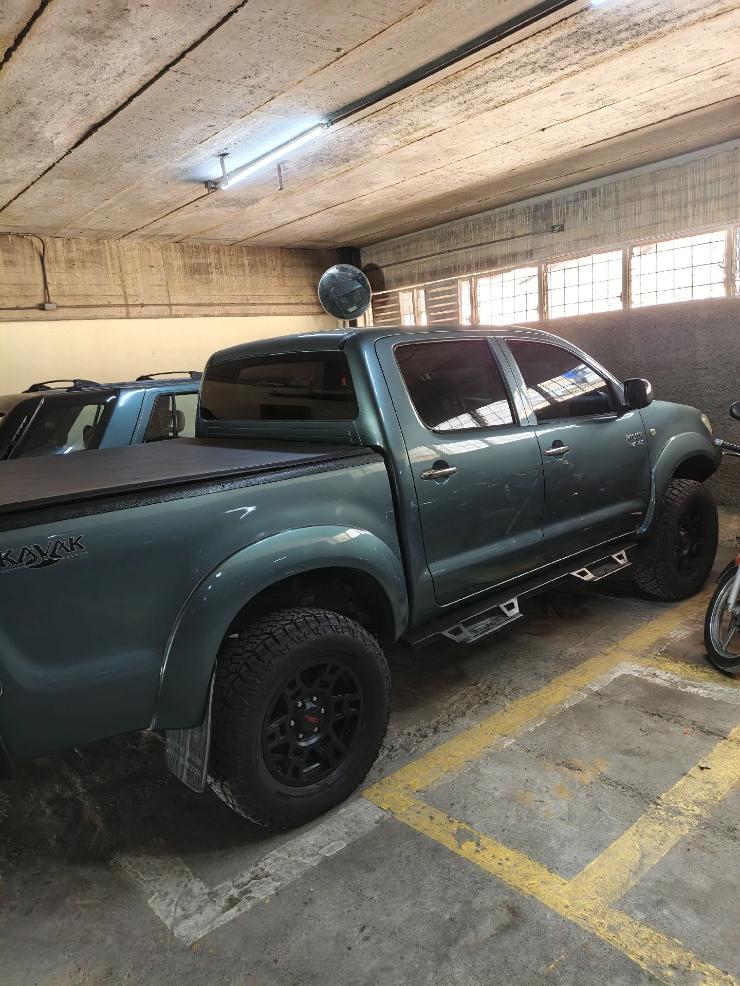 2011 Toyota Hilux Kavak — foto 4