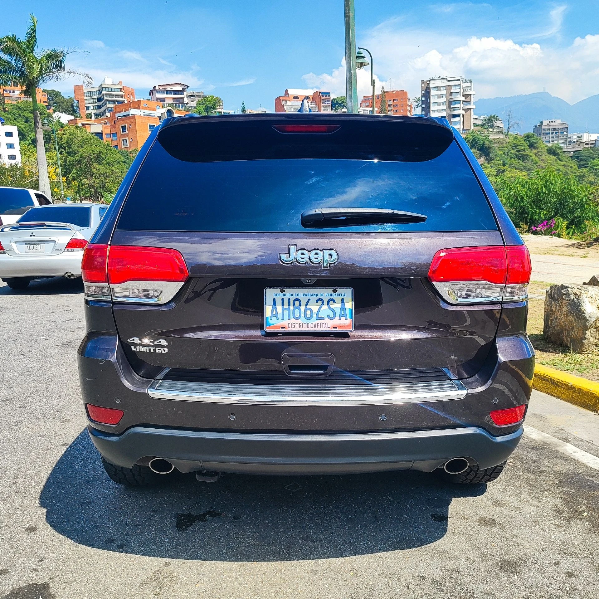 2013 Jeep Grand Cherokee 4G Limited — foto 6