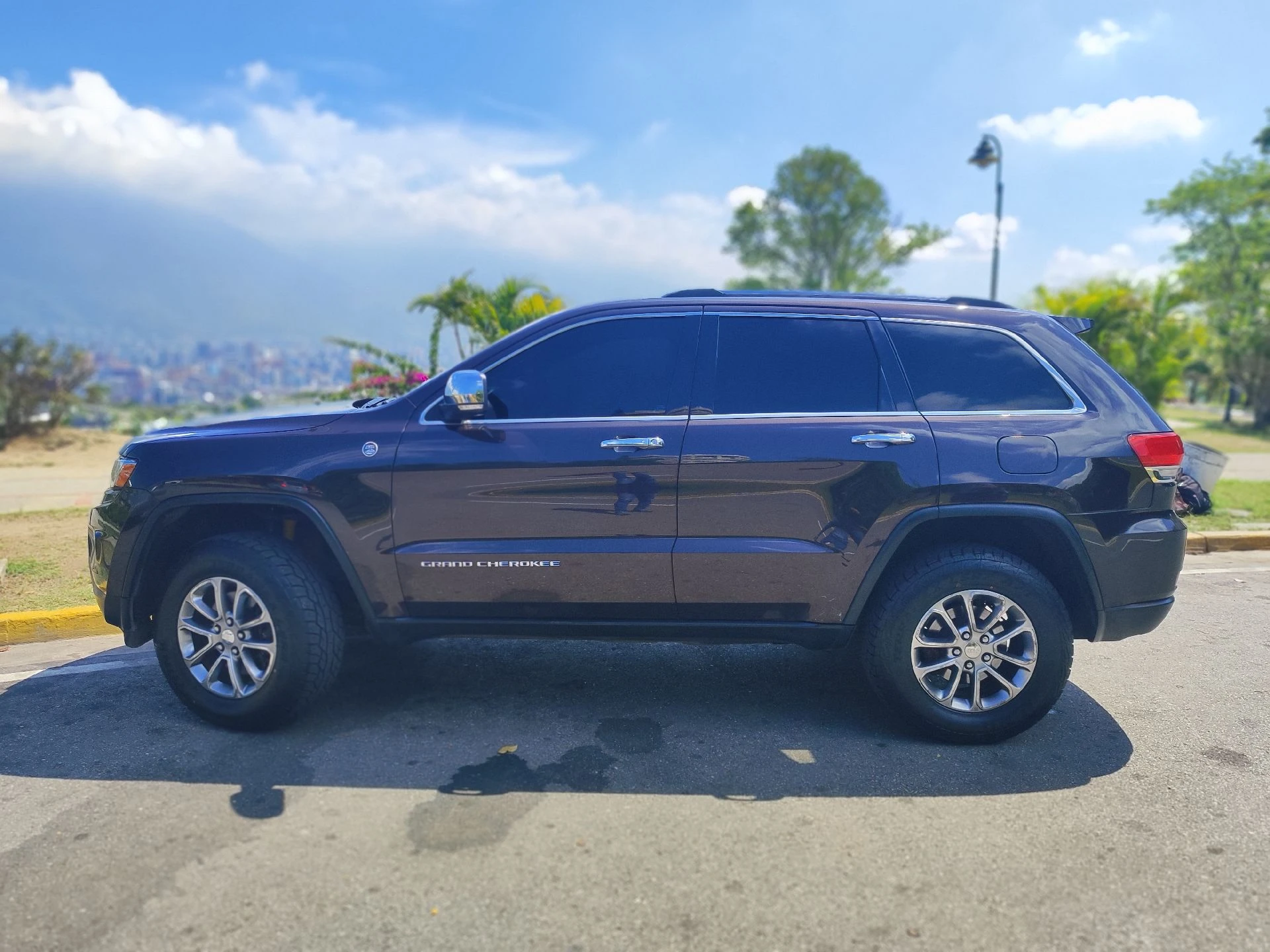 2013 Jeep Grand Cherokee 4G Limited — foto 8
