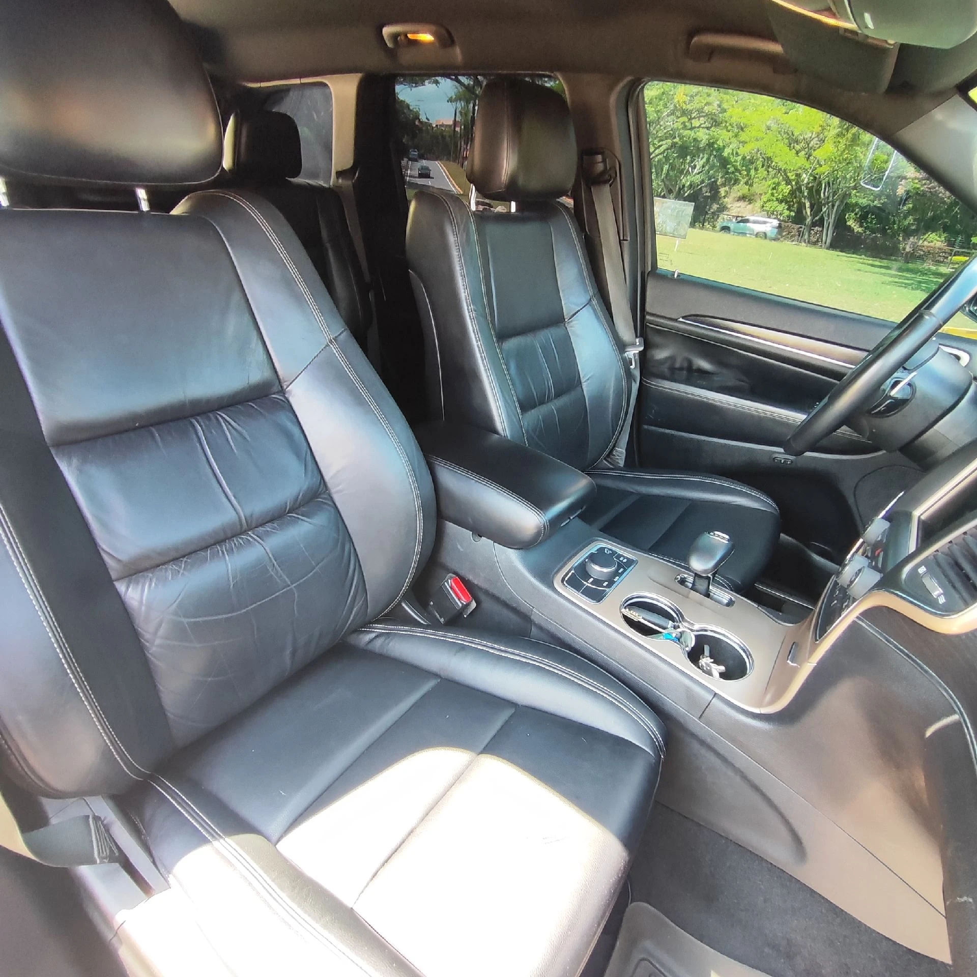 2013 Jeep Grand Cherokee 4G Limited — foto 10