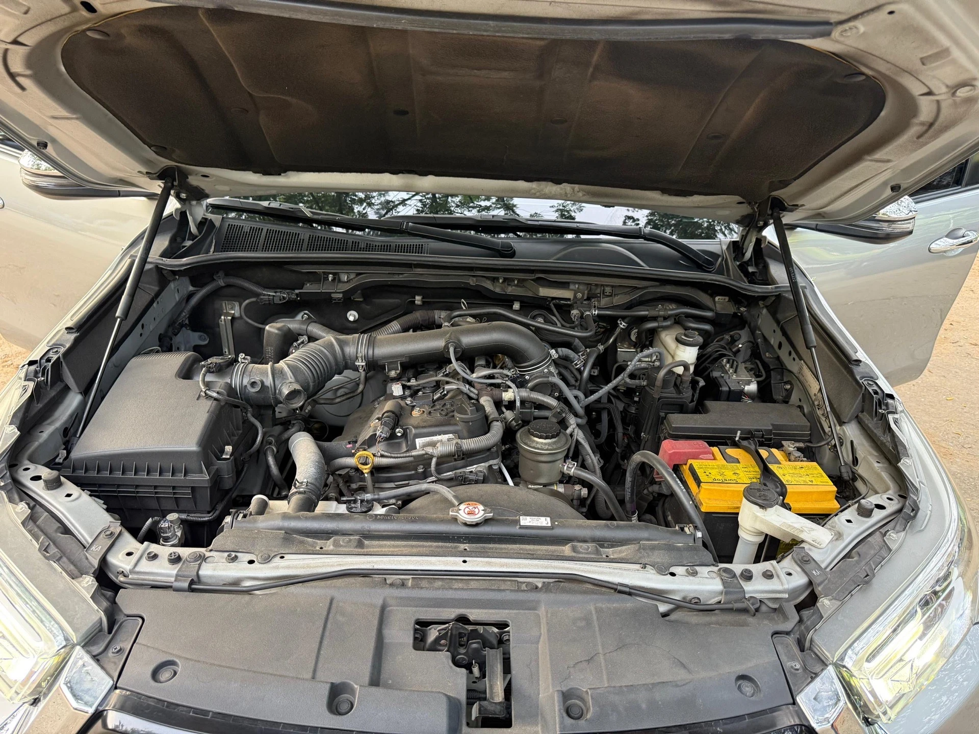 2021 Toyota Hilux Dubai — foto 11