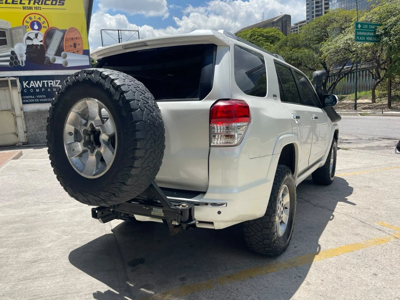 2011 Toyota 4Runner SR5 — foto 2