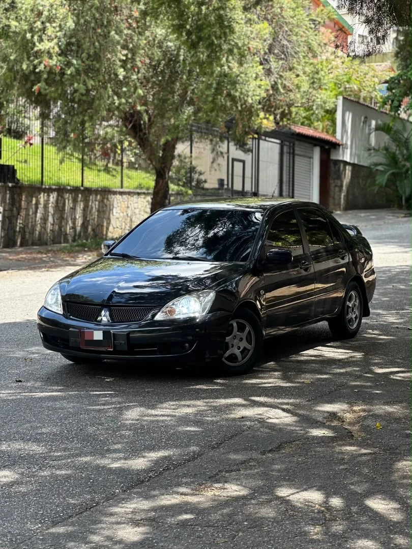 2015 Mitsubishi Lancer — foto 3