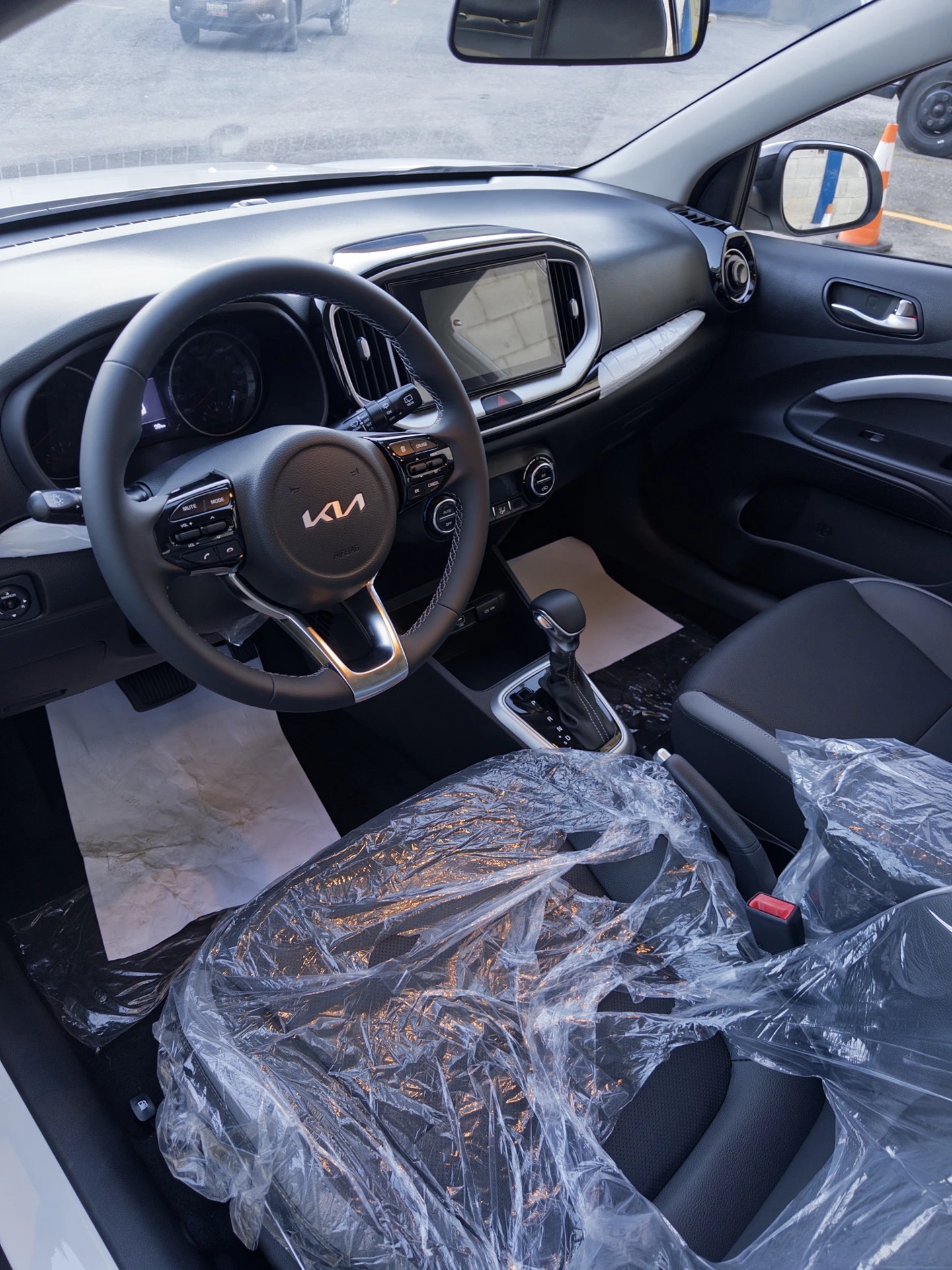2026 Kia KX1 Sport — photo 3