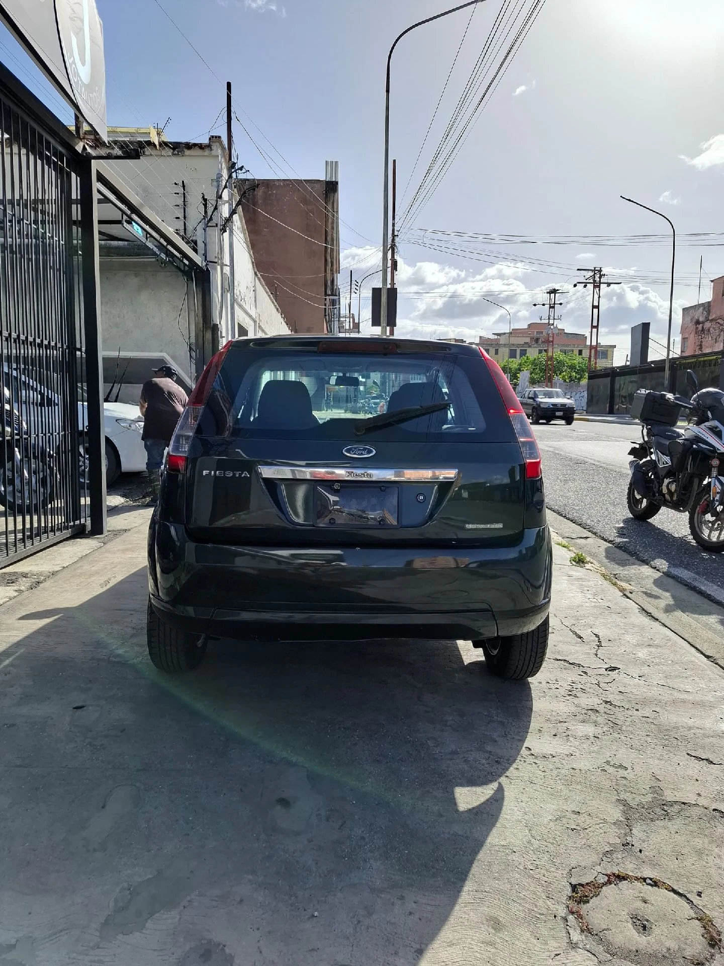 2010 Ford Fiesta Max — foto 6