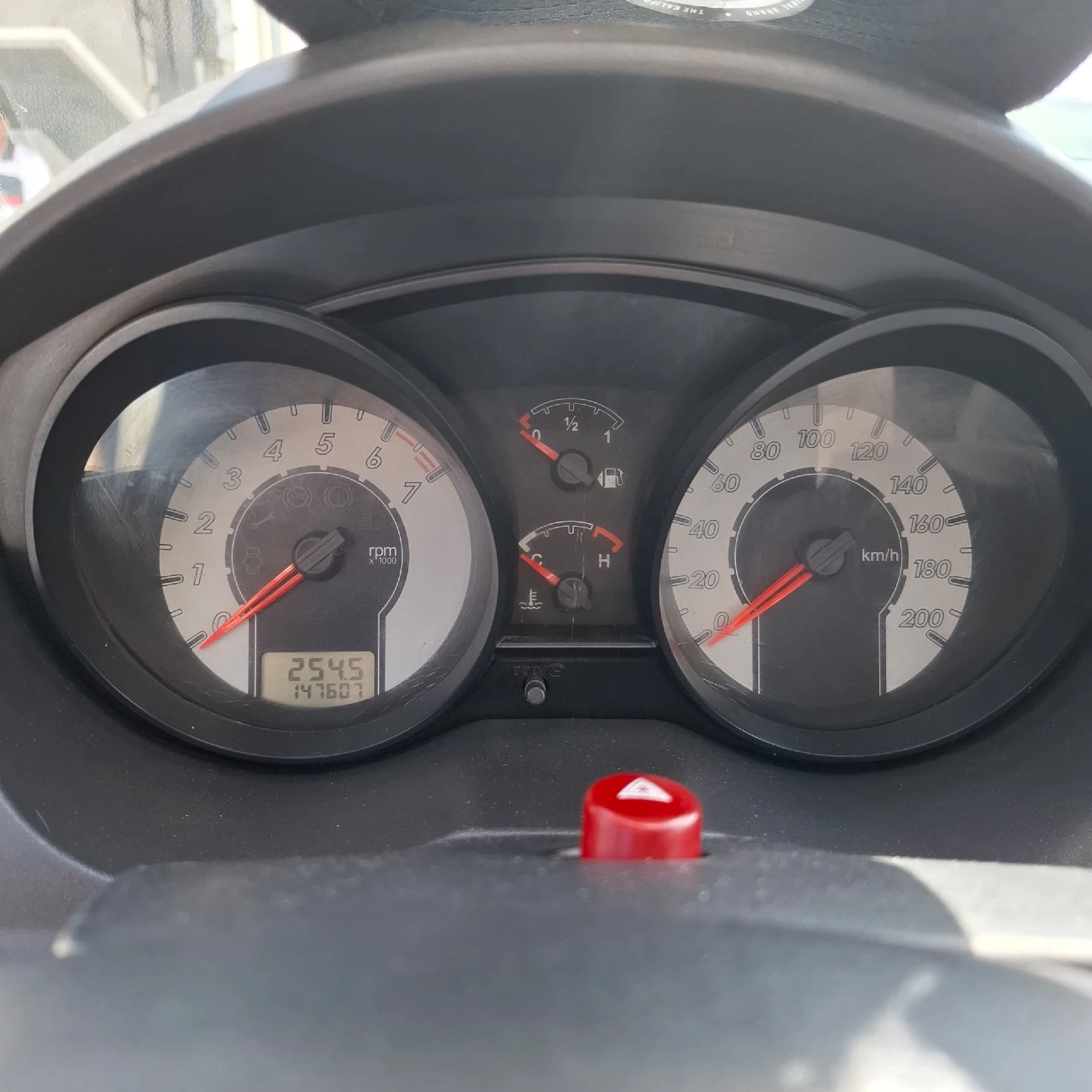 2010 Ford Fiesta Max — foto 15