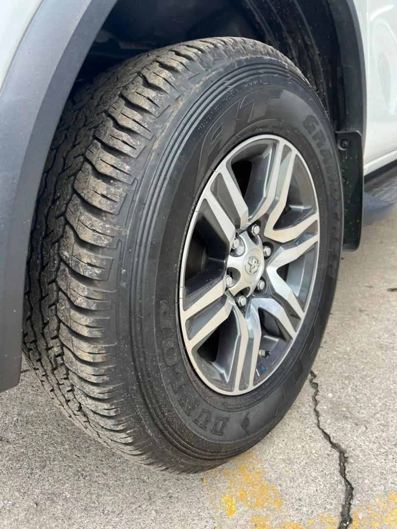 2026 Toyota Fortuner Dubai 2.7 — foto 7