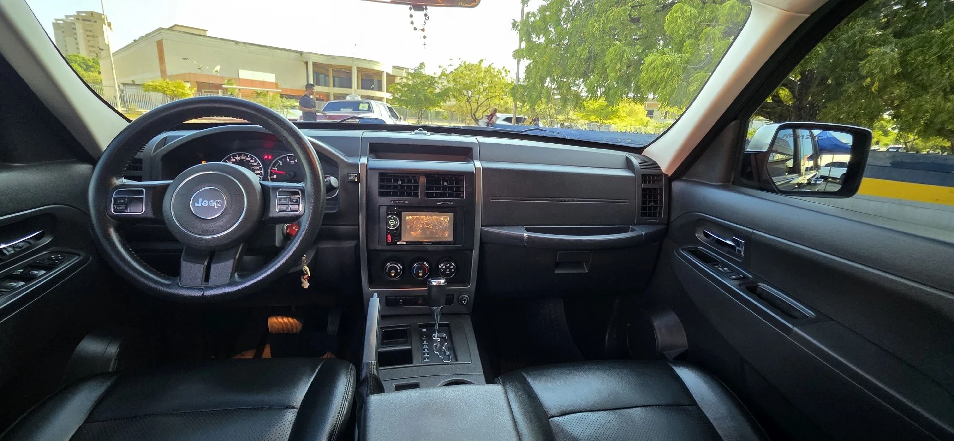 2013 Jeep Cherokee Sport — foto 5