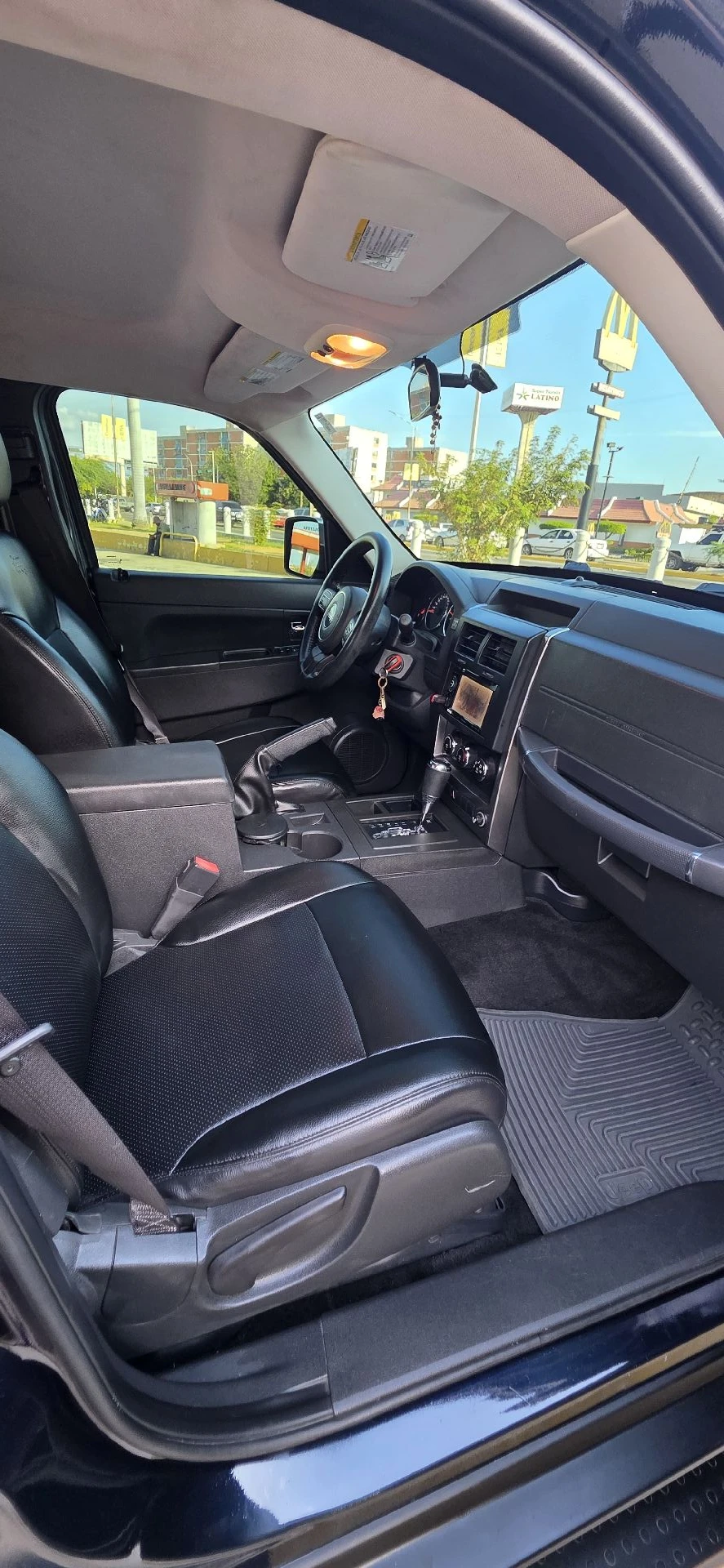 2013 Jeep Cherokee Sport — foto 7
