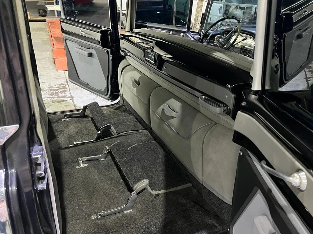 1954 Cadillac Fleetwood Limosina — foto 9