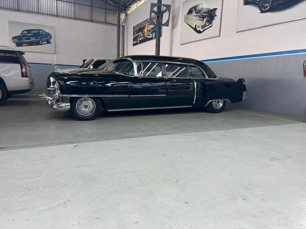 1954 Cadillac Fleetwood Limosina — foto 10