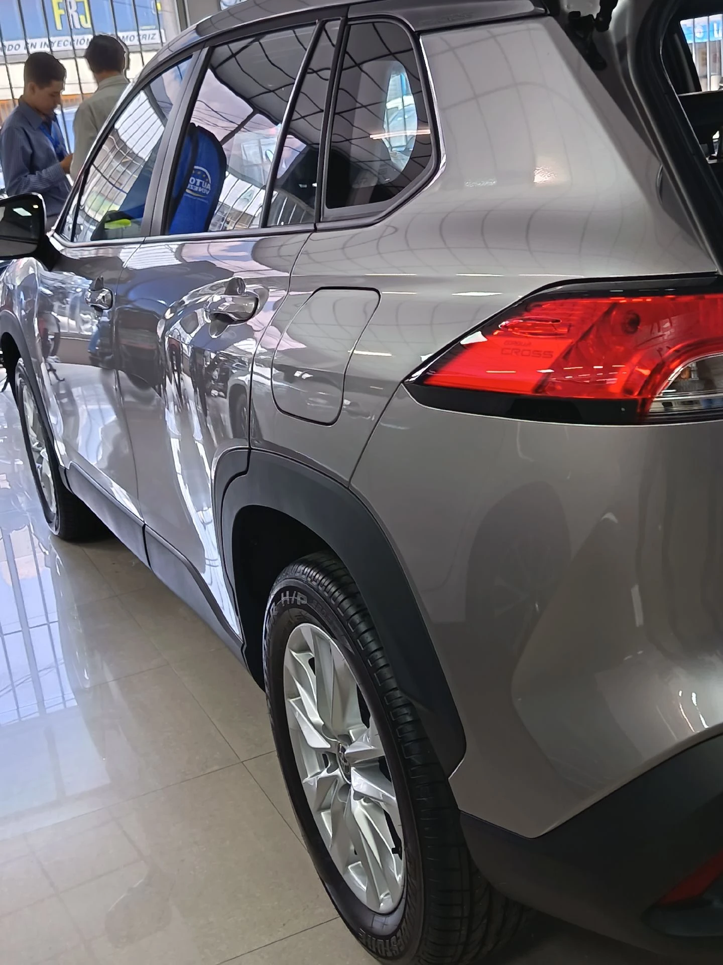2026 Toyota Corolla Cross Elite — foto 5