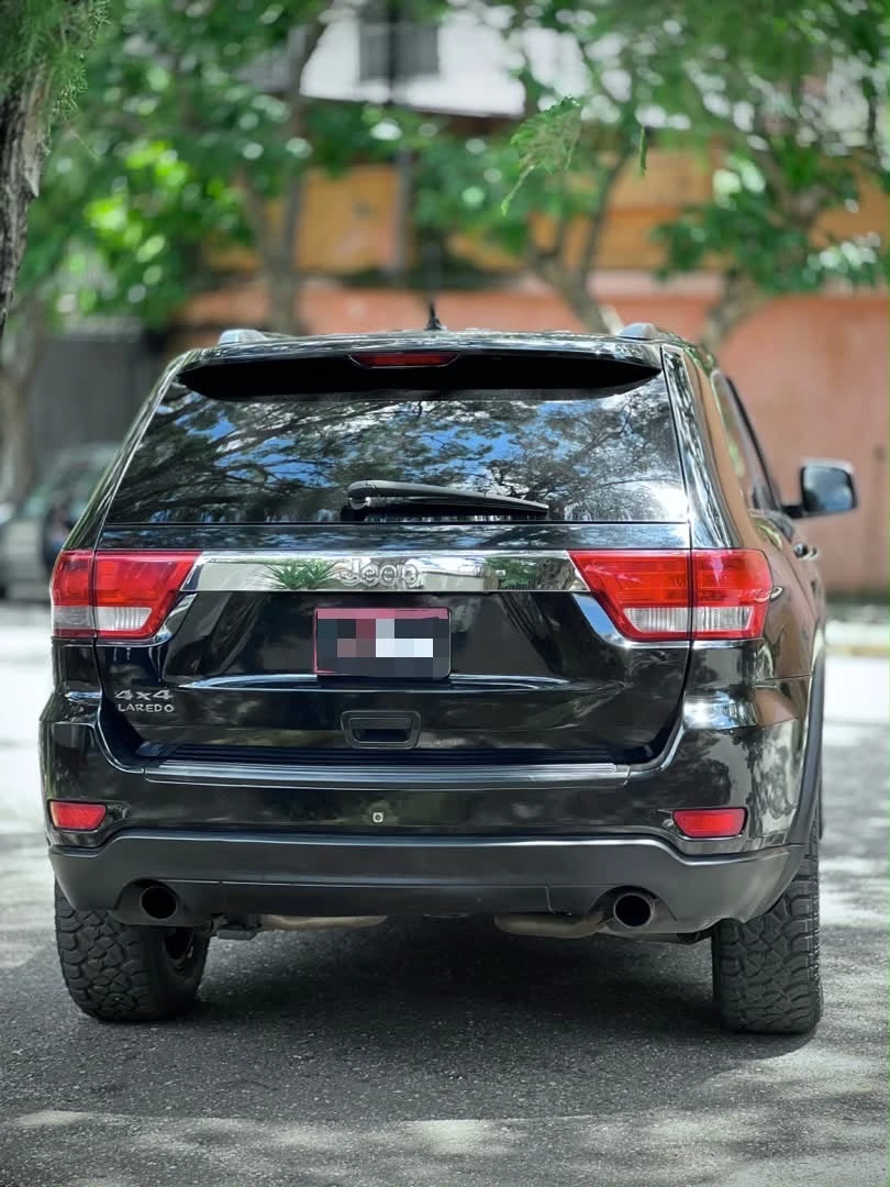 2011 Jeep Grand Cherokee Laredo — foto 6