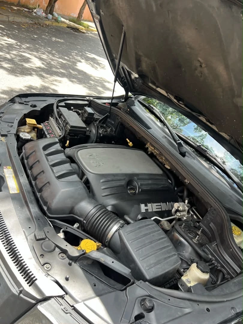 2011 Jeep Grand Cherokee Laredo — foto 13