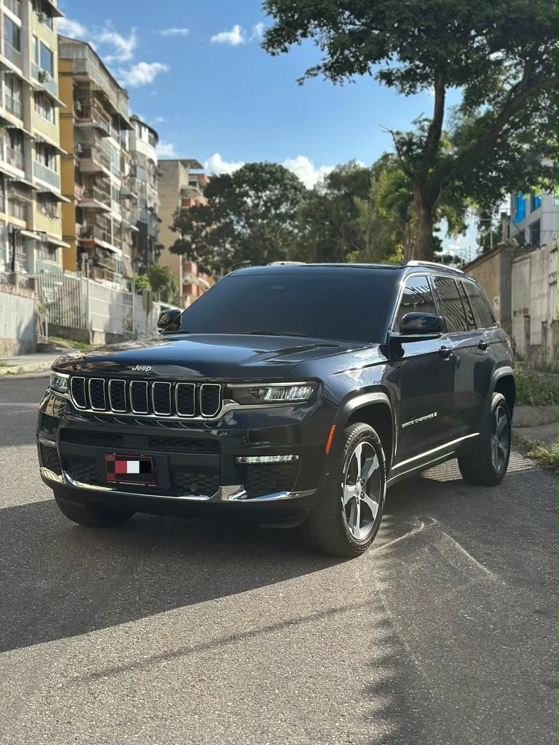 2024 Jeep Grand Cherokee Premium — foto 3