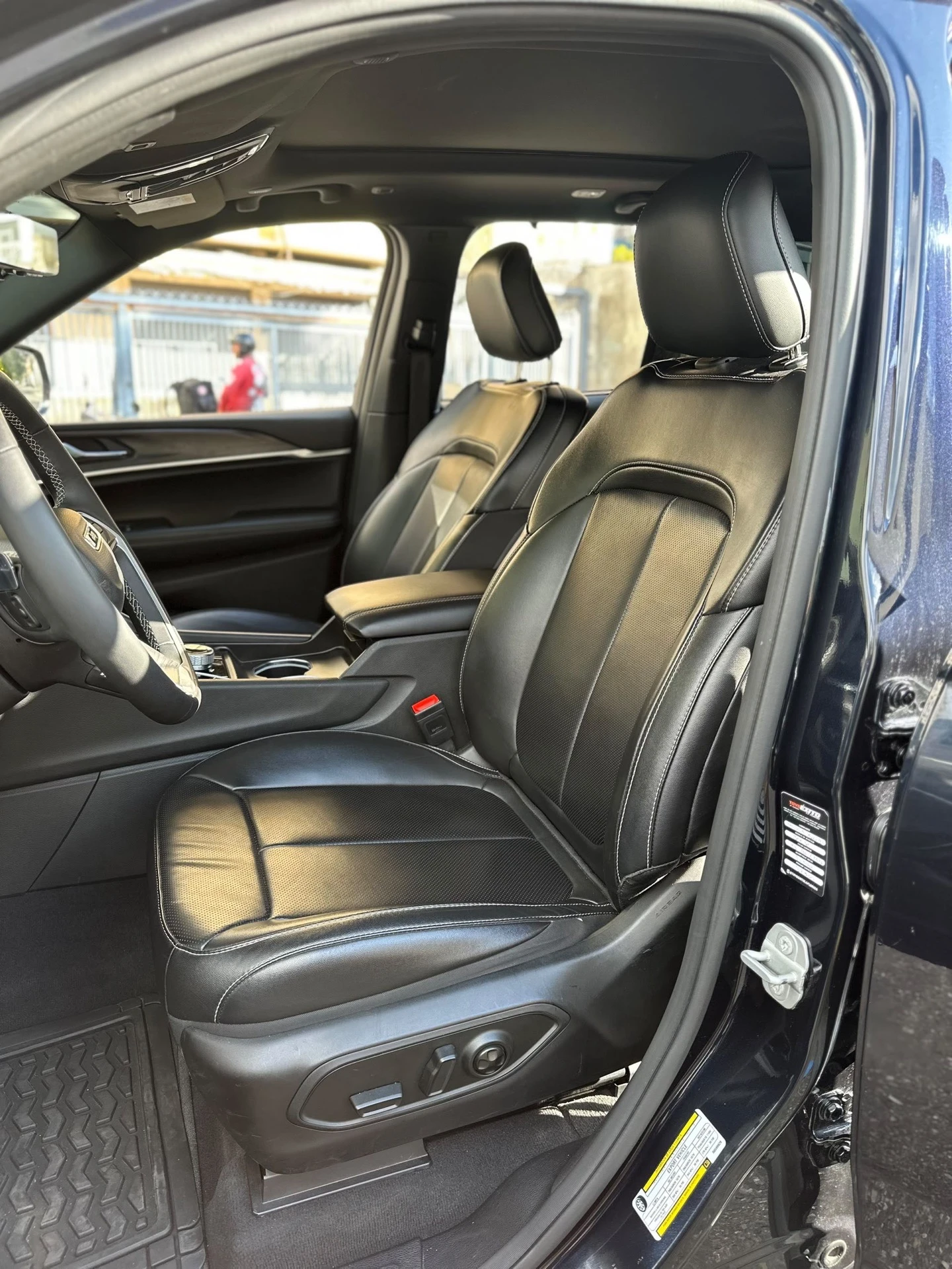 2024 Jeep Grand Cherokee Premium — foto 7