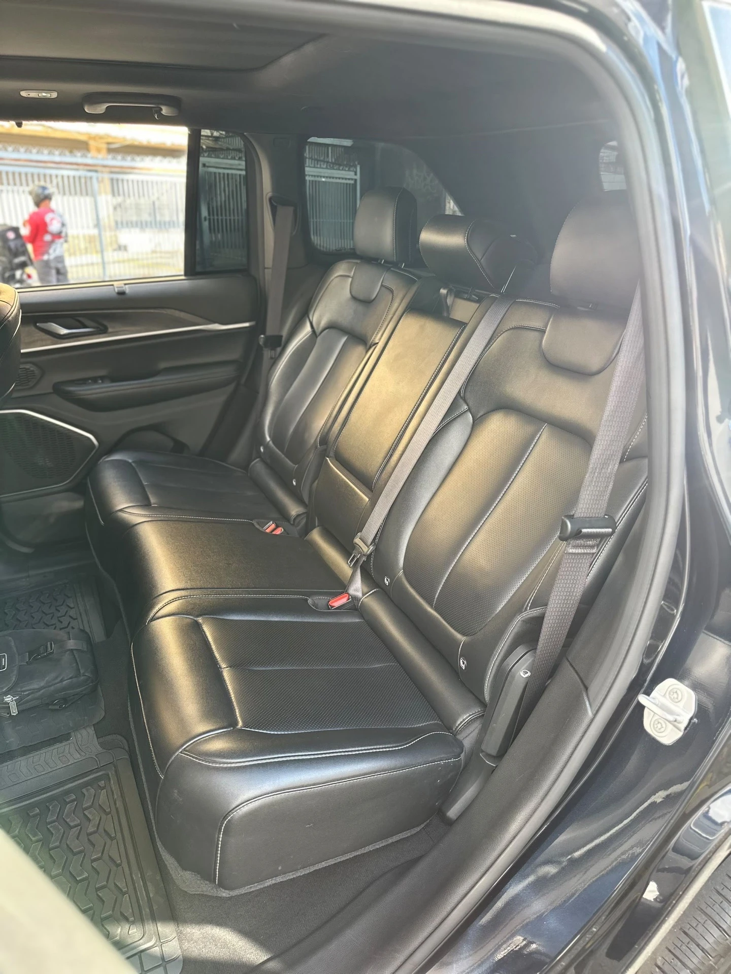2024 Jeep Grand Cherokee Premium — foto 10